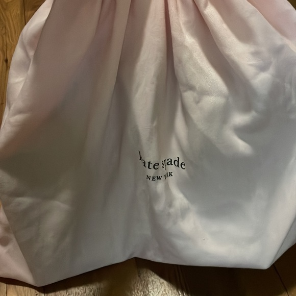 Beautiful black simple shoulder purse 💜 - Picture 9 of 10